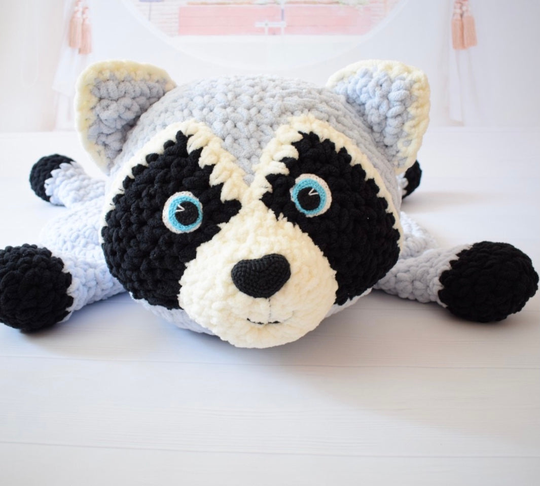 Crochet pattern. Rug Raccoon